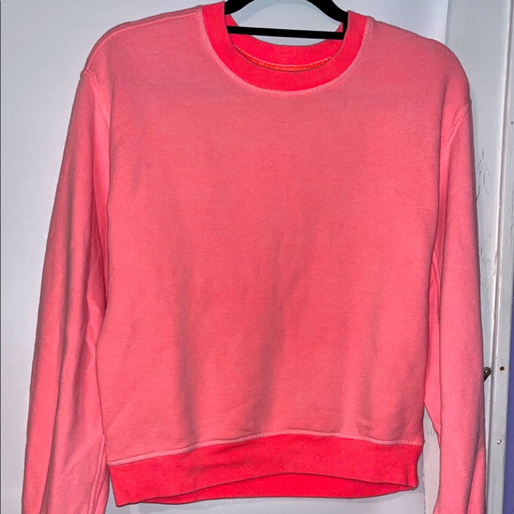 UGG Cropped Sweater